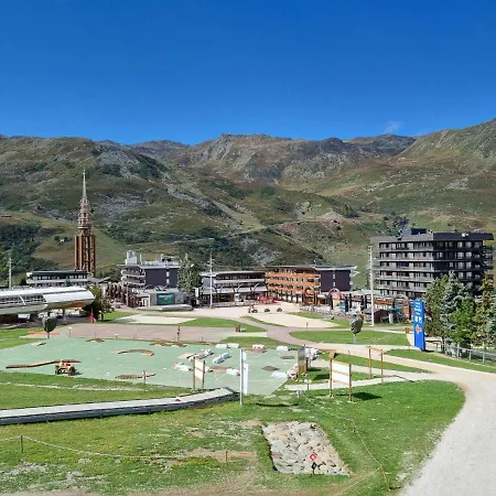 Apartment Oisans 37 By Interhome